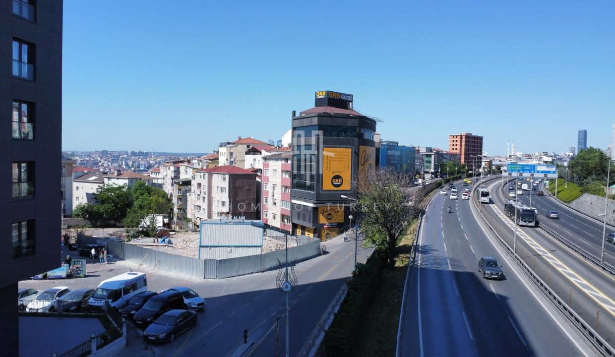 Apartments for Sale in Şişli Center, Next to the Metrobus Station, with 36-Month Installment Plan 2