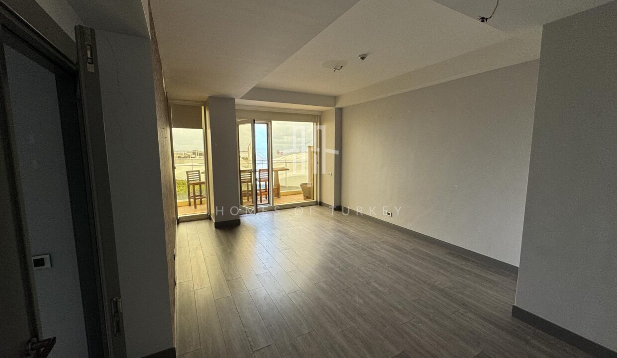 3+1 Flat with Sea View for Sale in Kartal Ist Marina -suitable for Citizenship 4