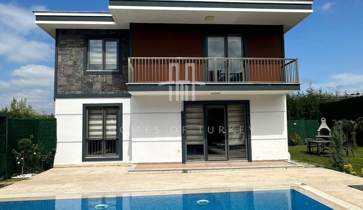 Furnished Villa for Sale in Sakarya Sapanca, Suitable for Citizenship 3