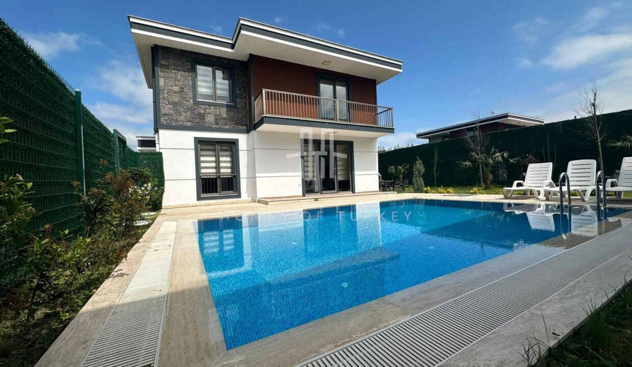 Furnished Villa for Sale in Sakarya Sapanca, Suitable for Citizenship 4