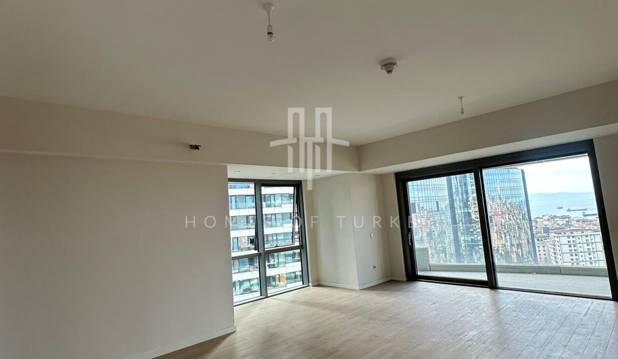 Modern Apartments for Sale with Sea and Island Views in Kartal, Istanbul 24