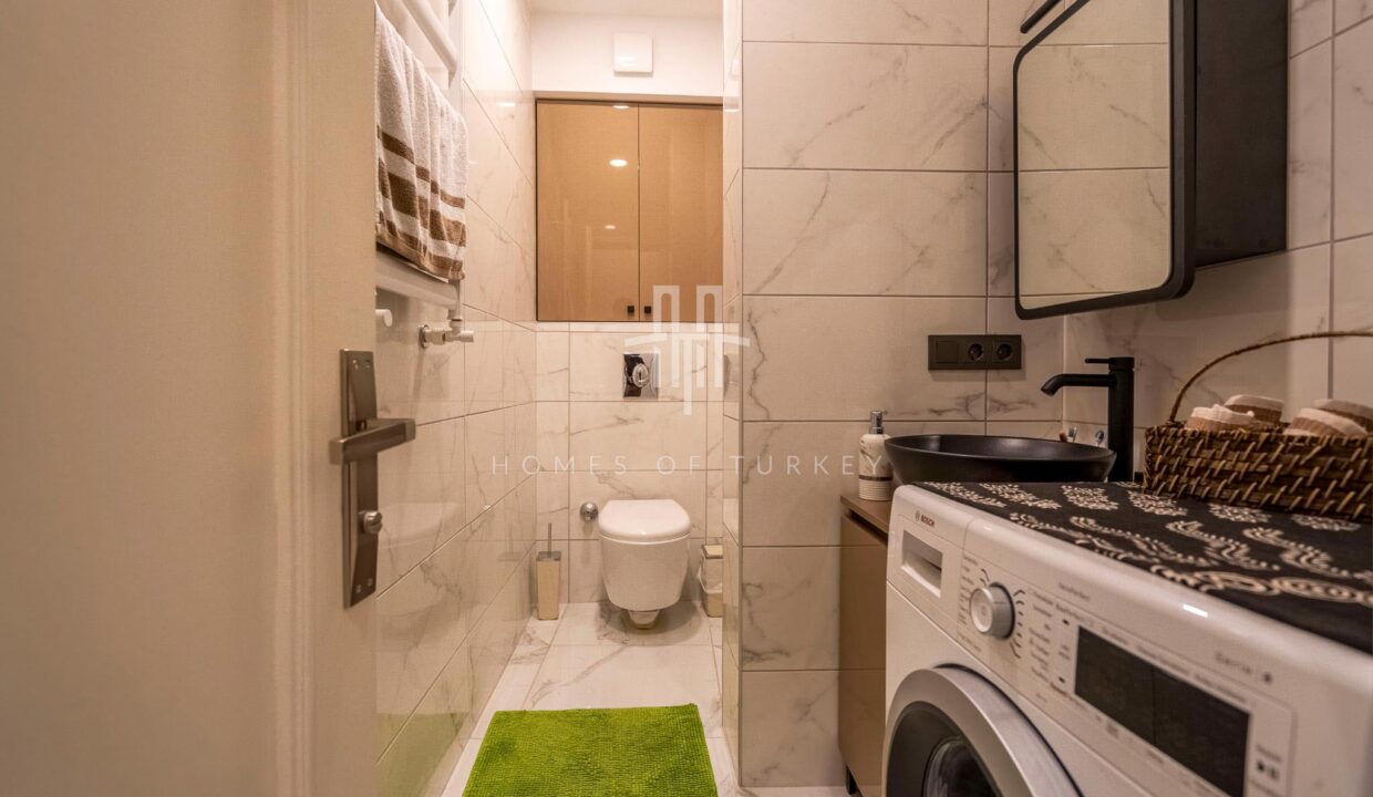 Renovated 3+1 Apartment with an Architect's Touch for Sale in Nişantaşı, Şişli – Elevator Included! 12