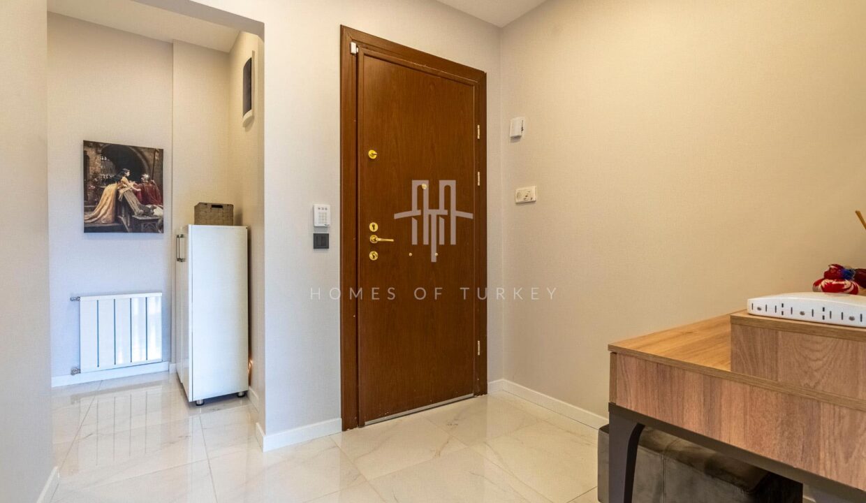 Renovated 3+1 Apartment with an Architect's Touch for Sale in Nişantaşı, Şişli – Elevator Included! 13