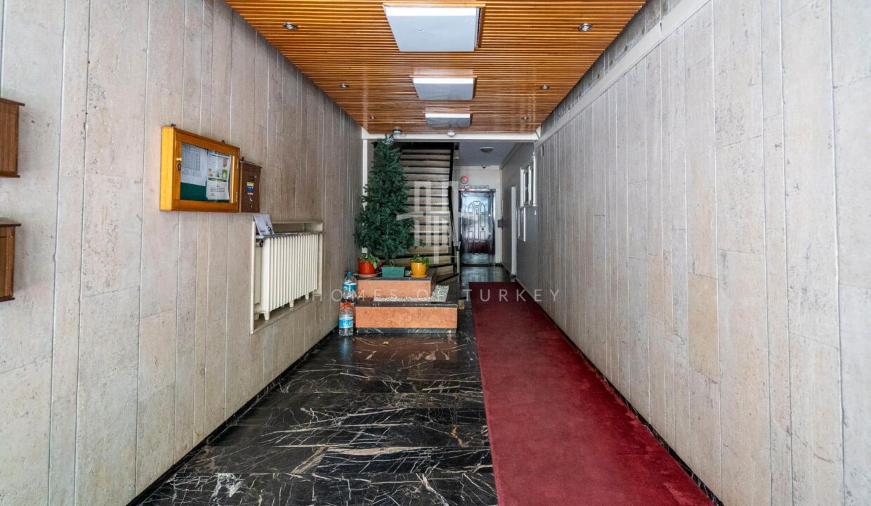 Renovated 3+1 Apartment with an Architect's Touch for Sale in Nişantaşı, Şişli – Elevator Included! 14,