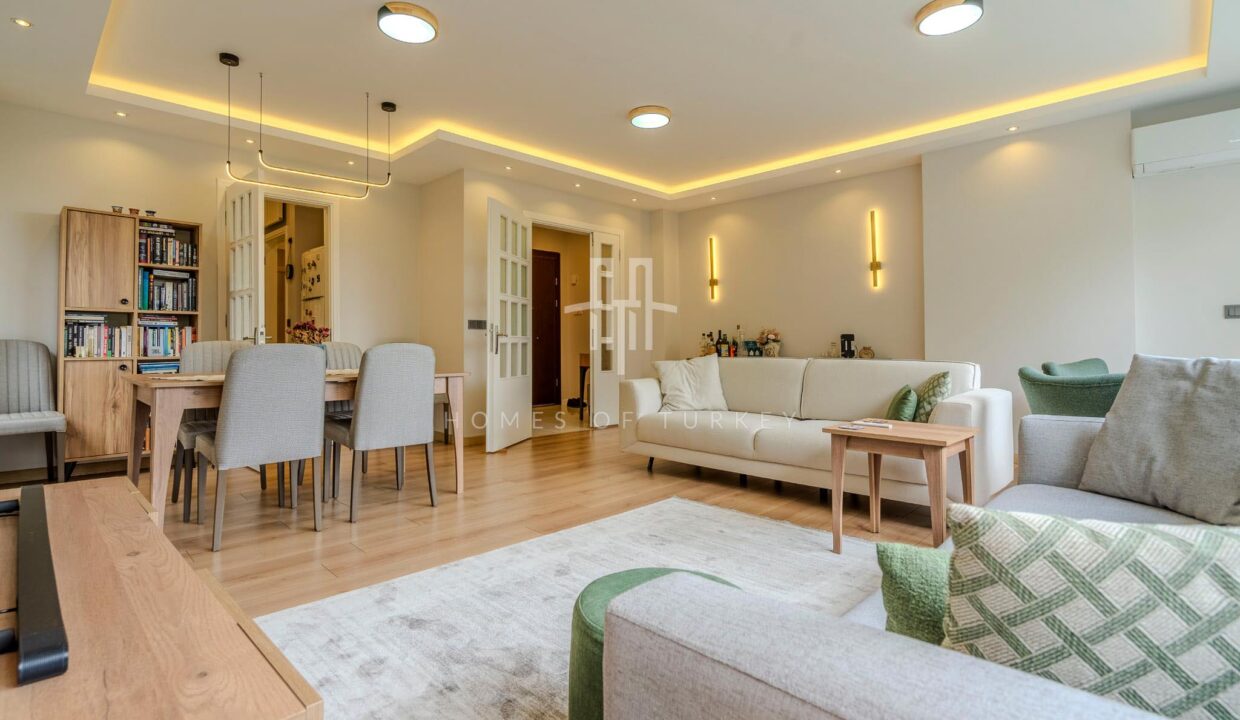 Renovated 3+1 Apartment with an Architect's Touch for Sale in Nişantaşı, Şişli – Elevator Included! 2