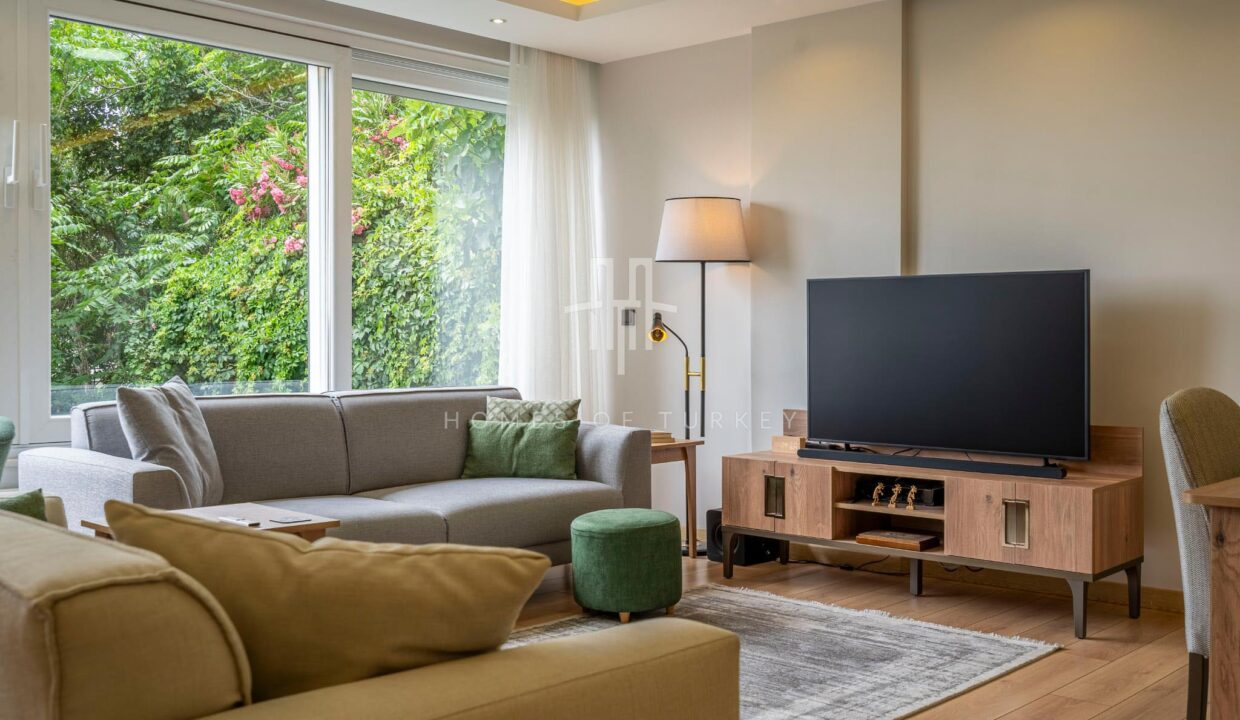 Renovated 3+1 Apartment with an Architect's Touch for Sale in Nişantaşı, Şişli – Elevator Included! 4