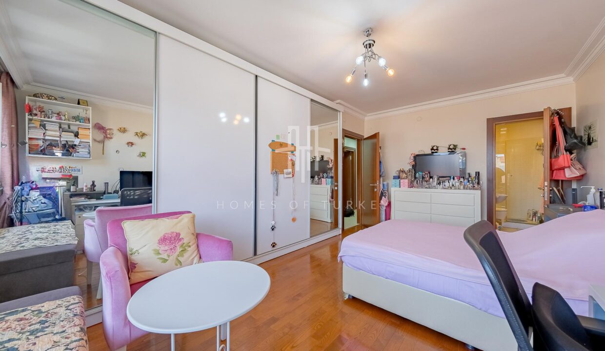 4+1 Duplex Apartment with Terrace for Sale in Şişli Nişantaşı Suitable for Citizenship 10