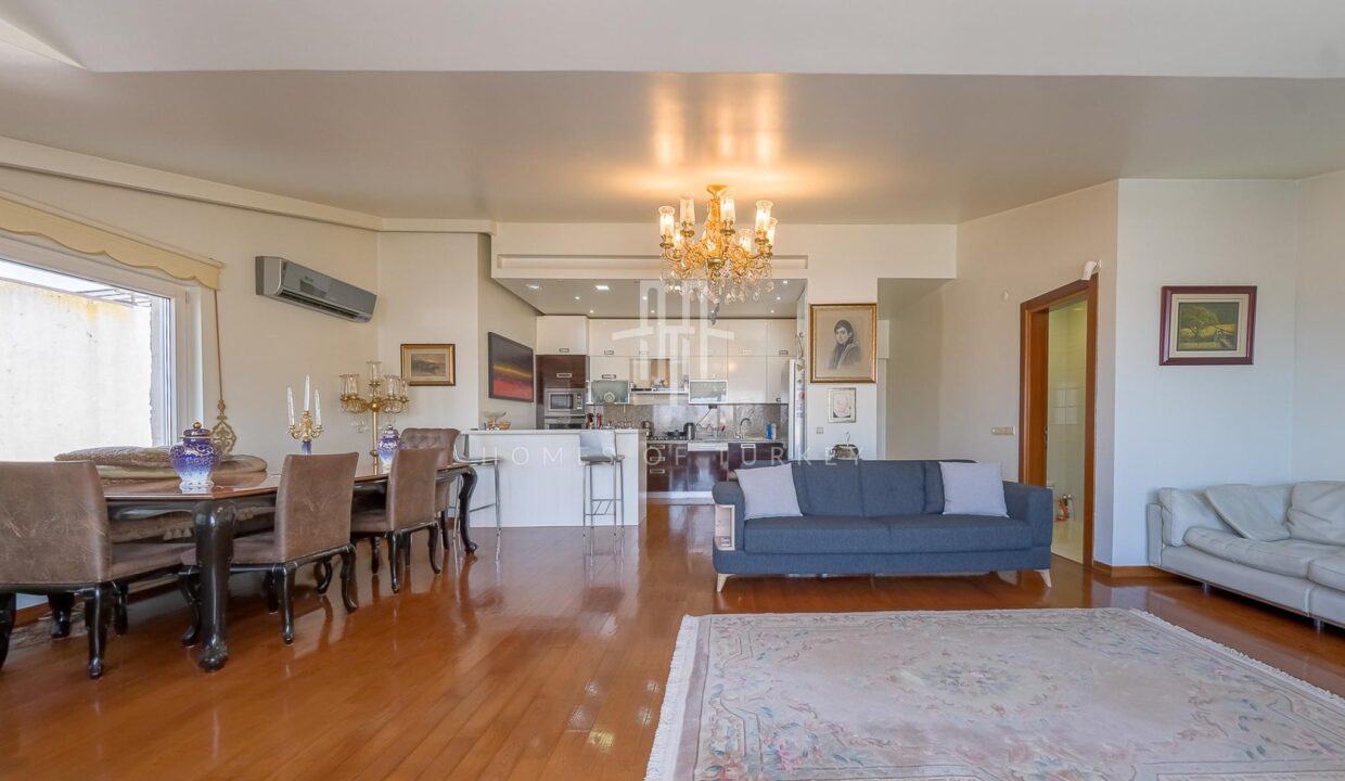 4+1 Duplex Apartment with Terrace for Sale in Şişli Nişantaşı Suitable for Citizenship 4