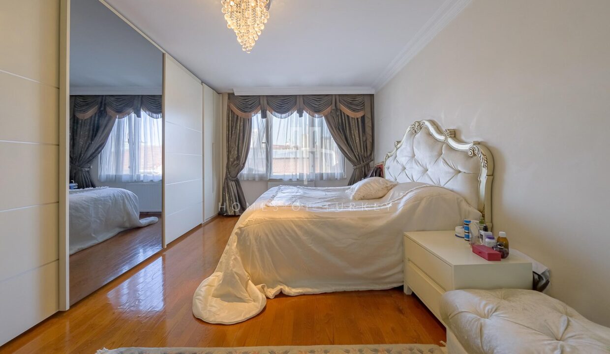 4+1 Duplex Apartment with Terrace for Sale in Şişli Nişantaşı Suitable for Citizenship 8