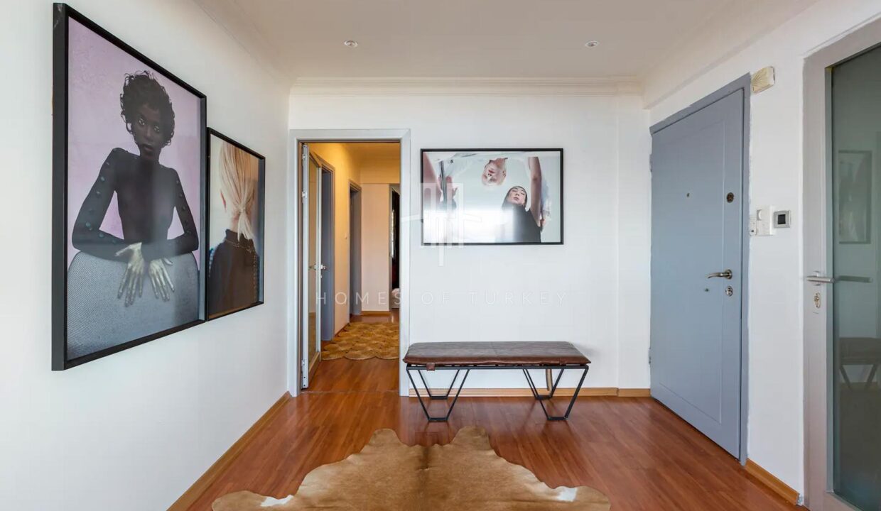 Luxury Fully Furnished Apartment for Sale in Beyoğlu Kabataş with Bosphorus and Sea Views 11
