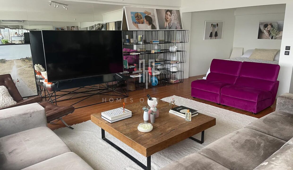 Luxury Fully Furnished Apartment for Sale in Beyoğlu Kabataş with Bosphorus and Sea Views 5