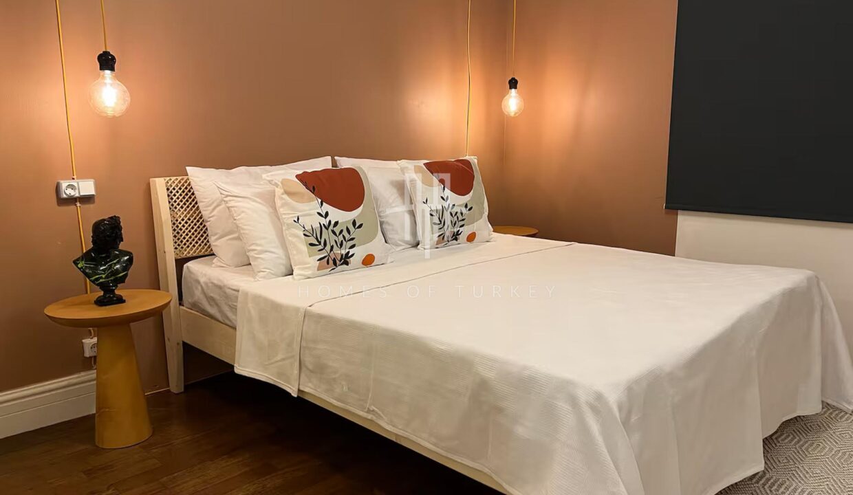 Fully Furnished, Balcony Bosphorus View Apartment for Sale in Beyoglu, Istanbul 14
