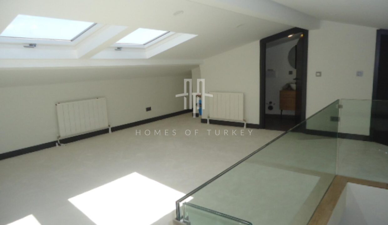 Istanbul,Beyoglu Apartment with Bosphorus View for Sale Renovated by Architects 10