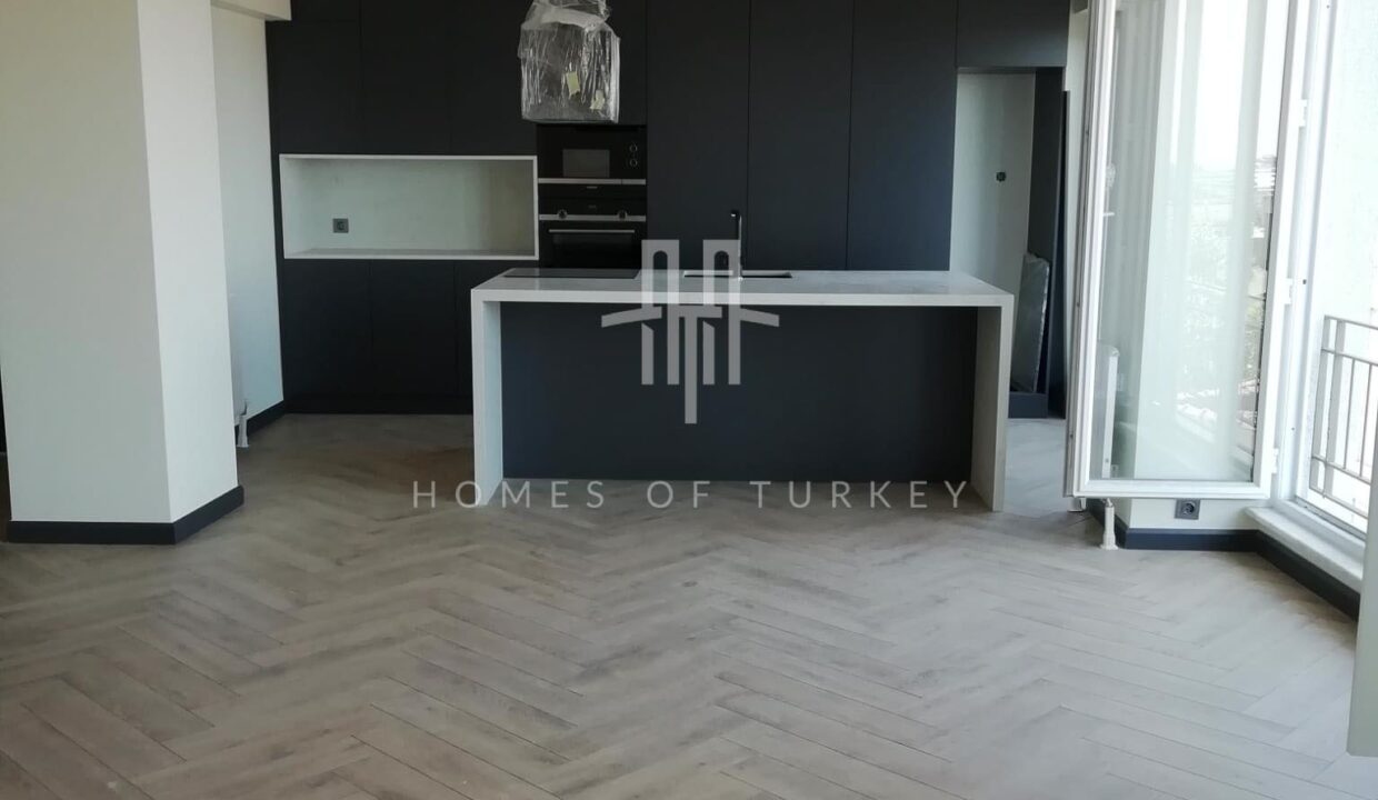 Istanbul,Beyoglu Apartment with Bosphorus View for Sale Renovated by Architects 4