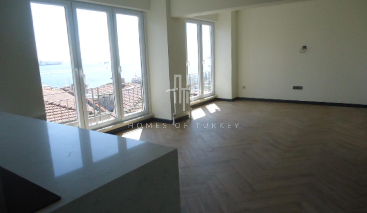 Istanbul,Beyoglu Apartment with Bosphorus View for Sale Renovated by Architects 4,