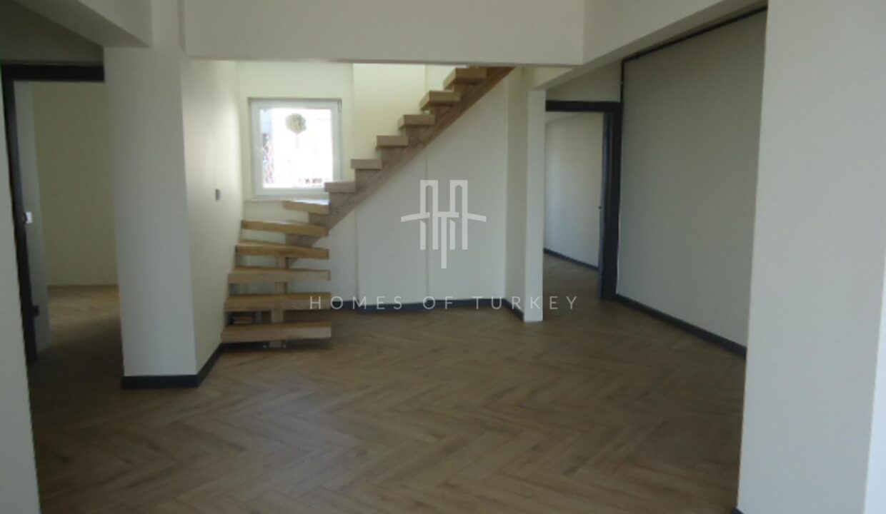 Istanbul,Beyoglu Apartment with Bosphorus View for Sale Renovated by Architects 8