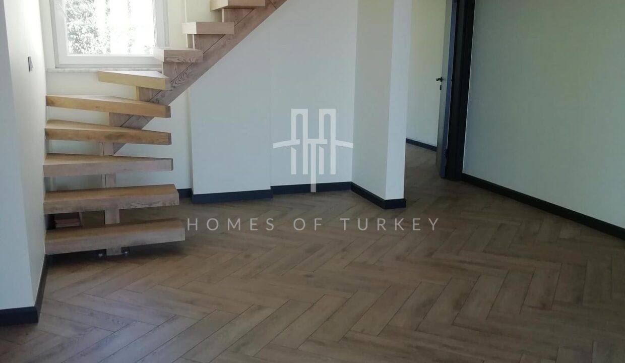 Istanbul,Beyoglu Apartment with Bosphorus View for Sale Renovated by Architects 9
