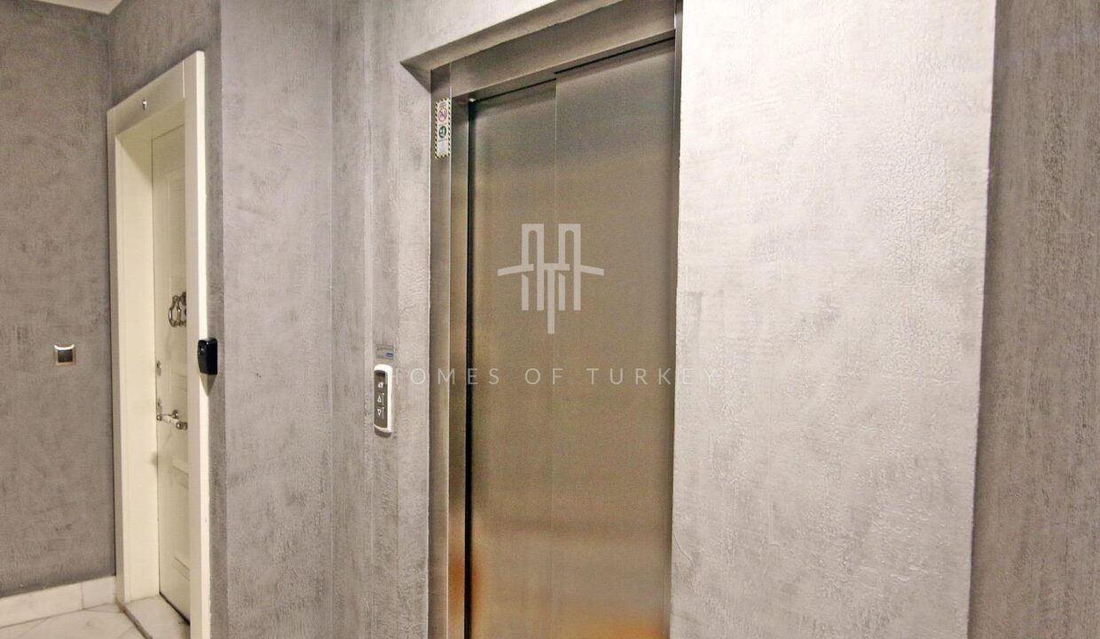 Modern Flat for Sale with Galata Tower View in Beyoglu 19