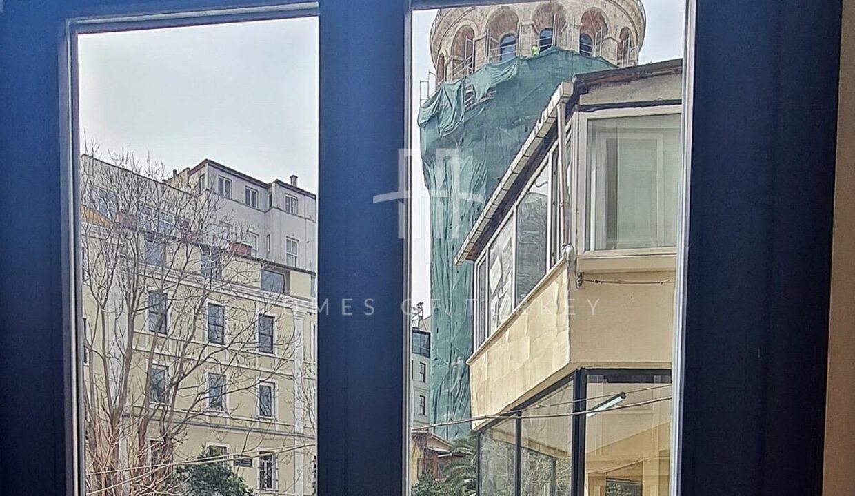 Modern Flat for Sale with Galata Tower View in Beyoglu 3