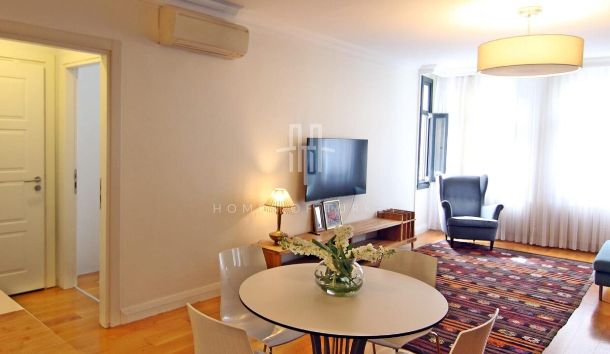 Modern Flat for Sale with Galata Tower View in Beyoglu 4