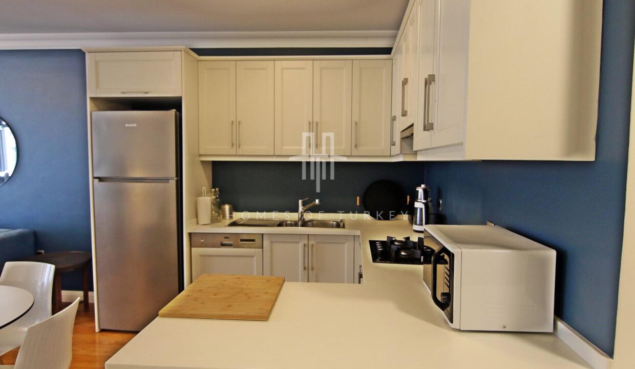 Modern Flat for Sale with Galata Tower View in Beyoglu 8