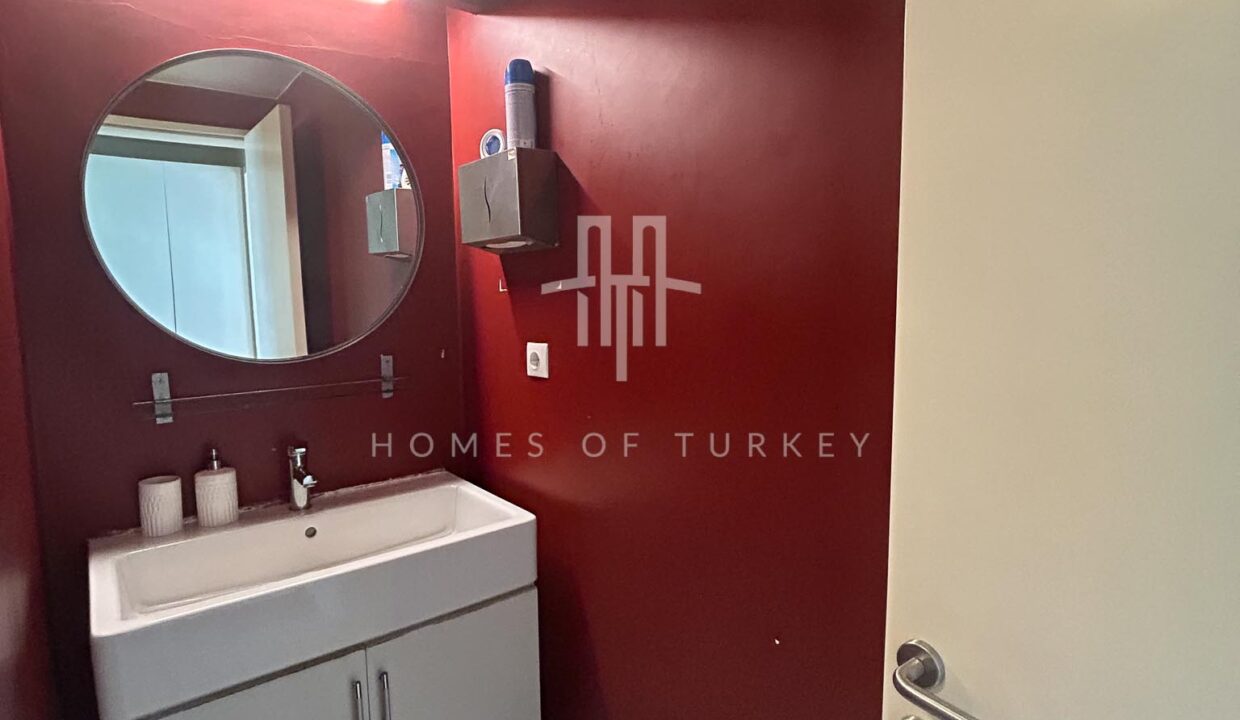 Apartment for Sale in Beyoglu with Galata Tower and Bosphorus View 18