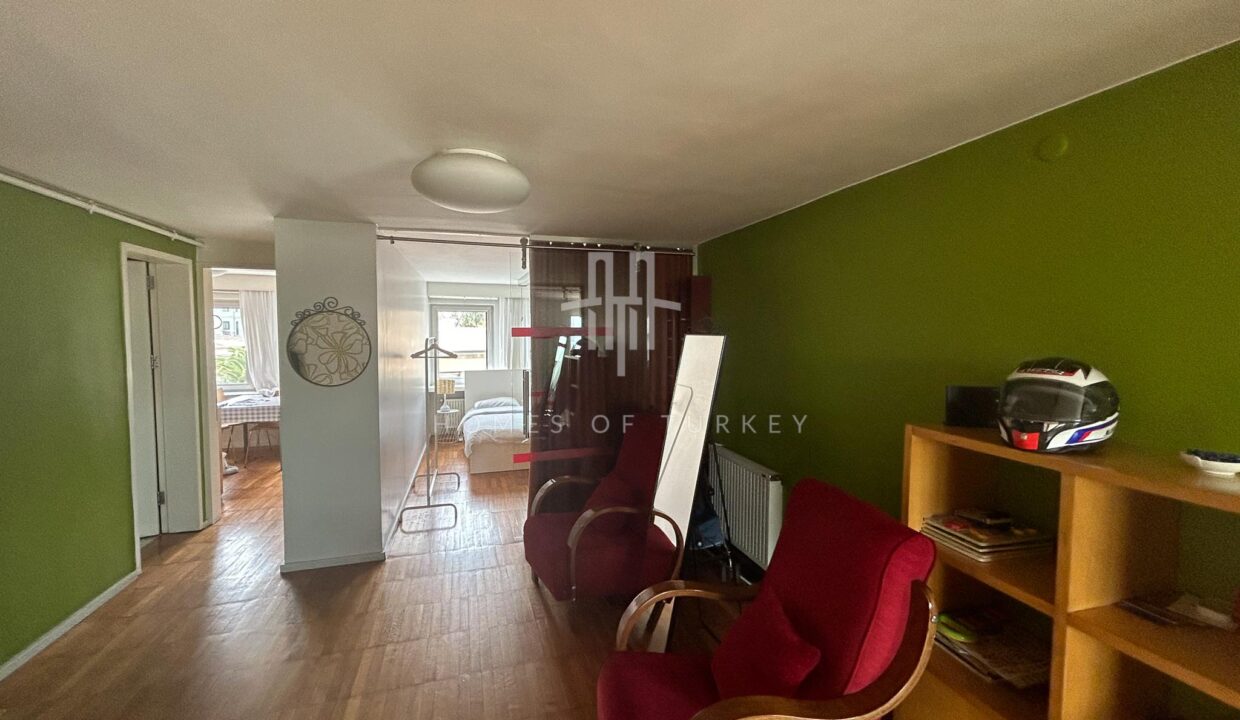 Apartment for Sale in Beyoglu with Galata Tower and Bosphorus View 19
