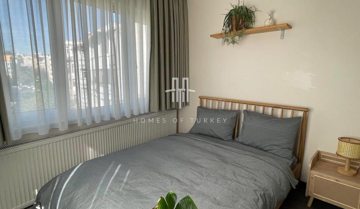 2+1 Apartment for Sale with Panoramic Bosphorus View in Beyoglu, Istanbul 11