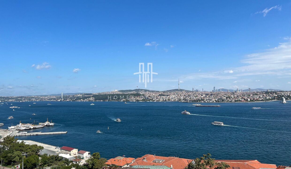 2+1 Apartment for Sale with Panoramic Bosphorus View in Beyoglu, Istanbul 13,