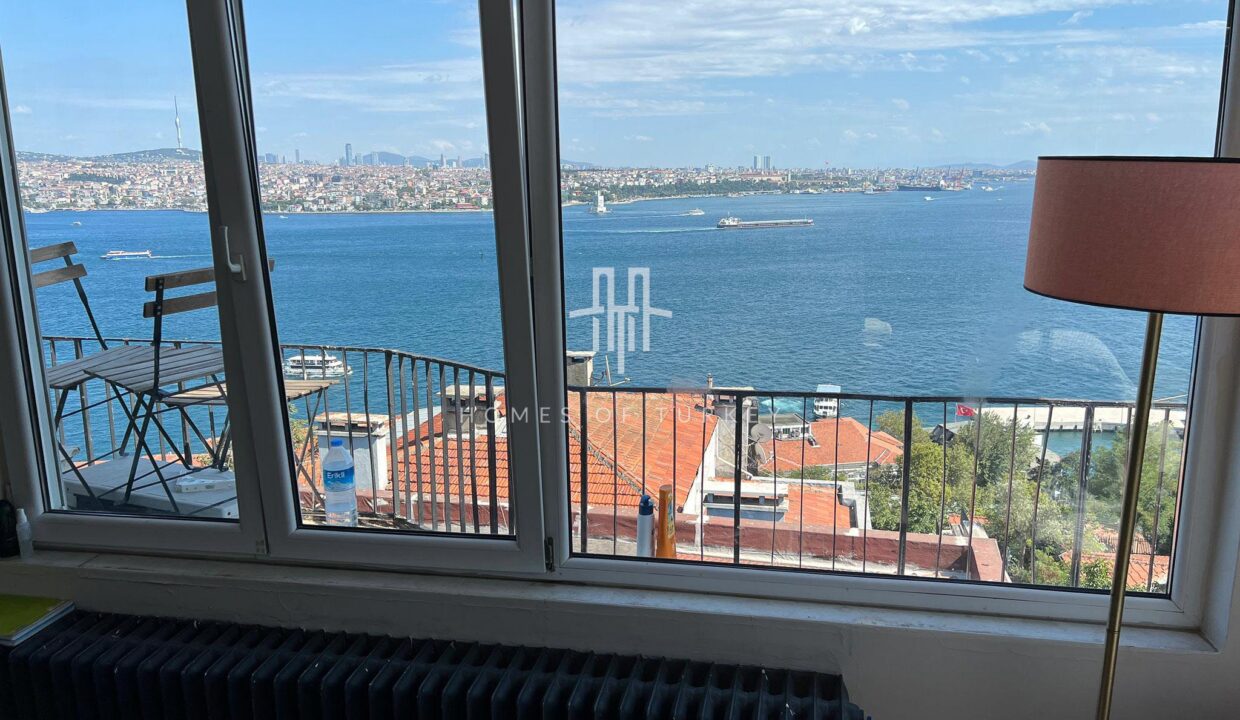 2+1 Apartment for Sale with Panoramic Bosphorus View in Beyoglu, Istanbul 5