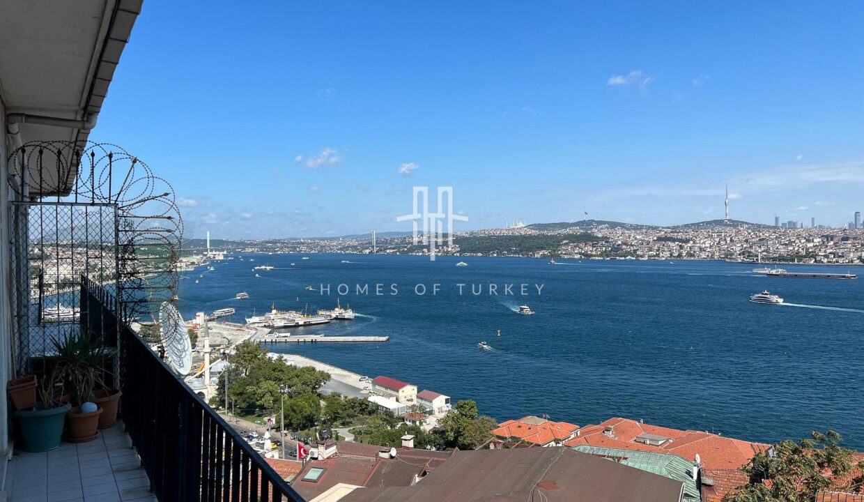 2+1 Apartment for Sale with Panoramic Bosphorus View in Beyoglu, Istanbul 6
