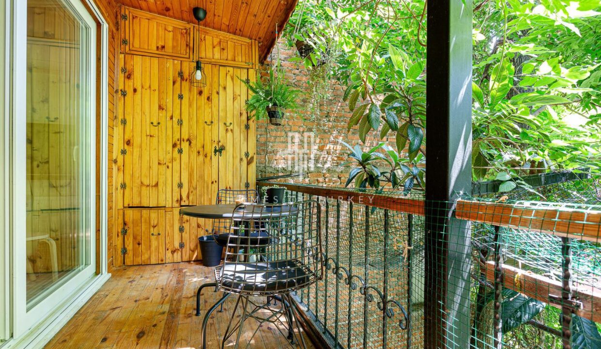 Fully Furnished 2+1 Modern Flat For Sale In Beyoglu Cihangir With Balcony 15