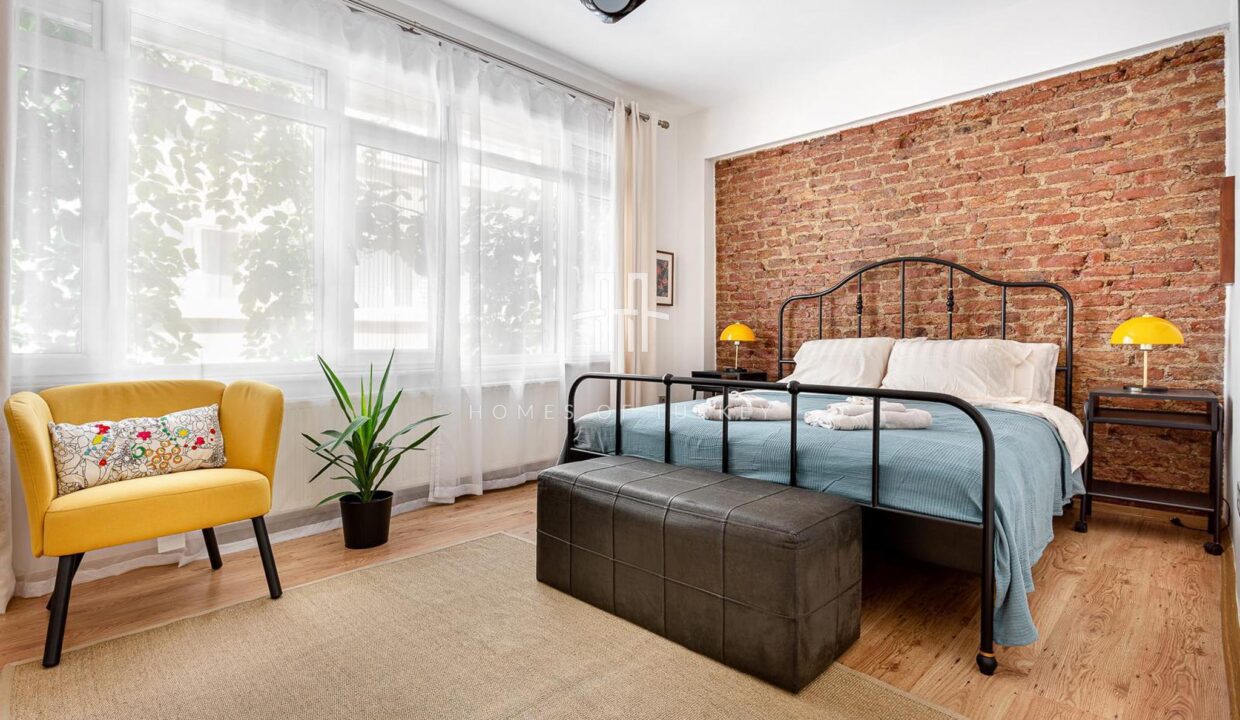 Fully Furnished 2+1 Modern Flat For Sale In Beyoglu Cihangir With Balcony 7