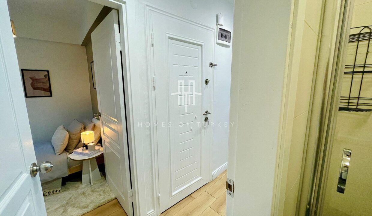 Specially Designed, Fully Furnished, 2+1 Flat for Sale in Şişli, Istanbul 15