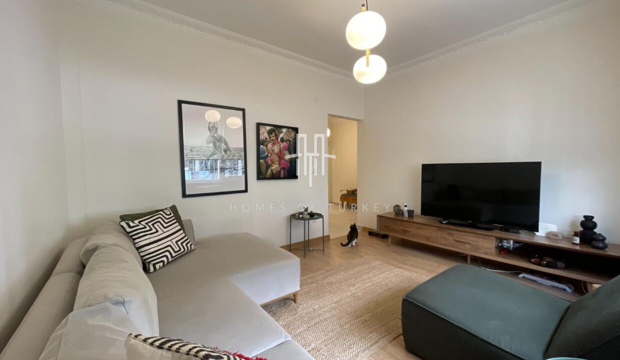 2+1 Apartment For Sale In The Center Of Istanbul, Walking Distance To Nişantaşı- 3