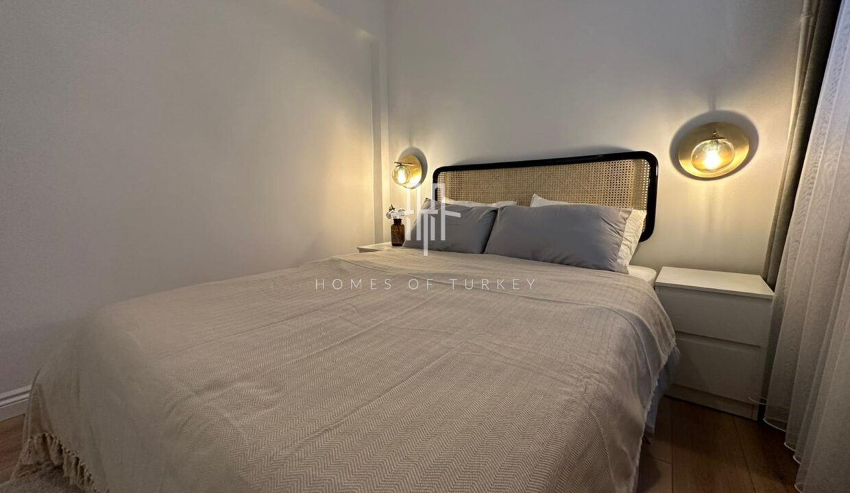 3+1 Flat For Sale In The Center Of Istanbul, Fully Furnished And With Balcony- 10