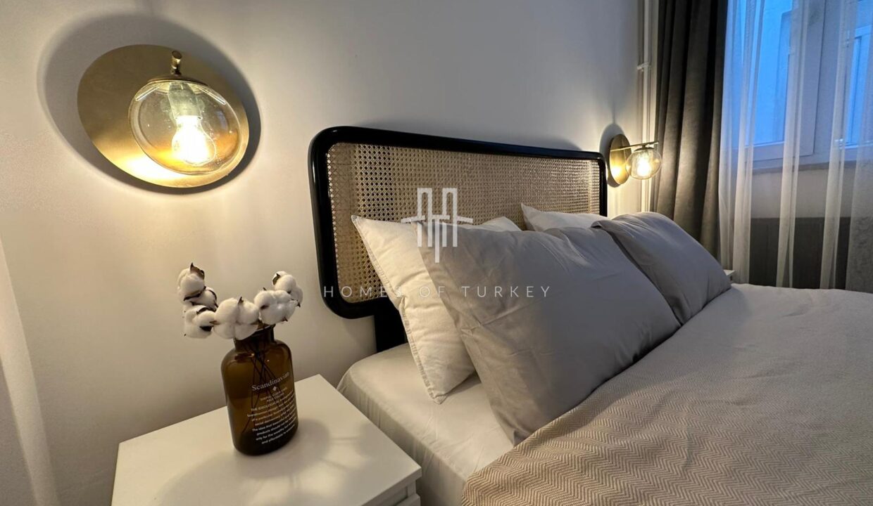 3+1 Flat For Sale In The Center Of Istanbul, Fully Furnished And With Balcony- 11