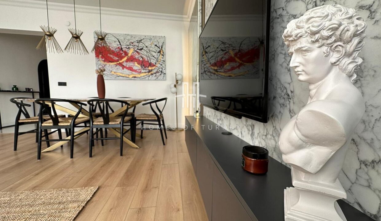 3+1 Flat For Sale In The Center Of Istanbul, Fully Furnished And With Balcony- 3,