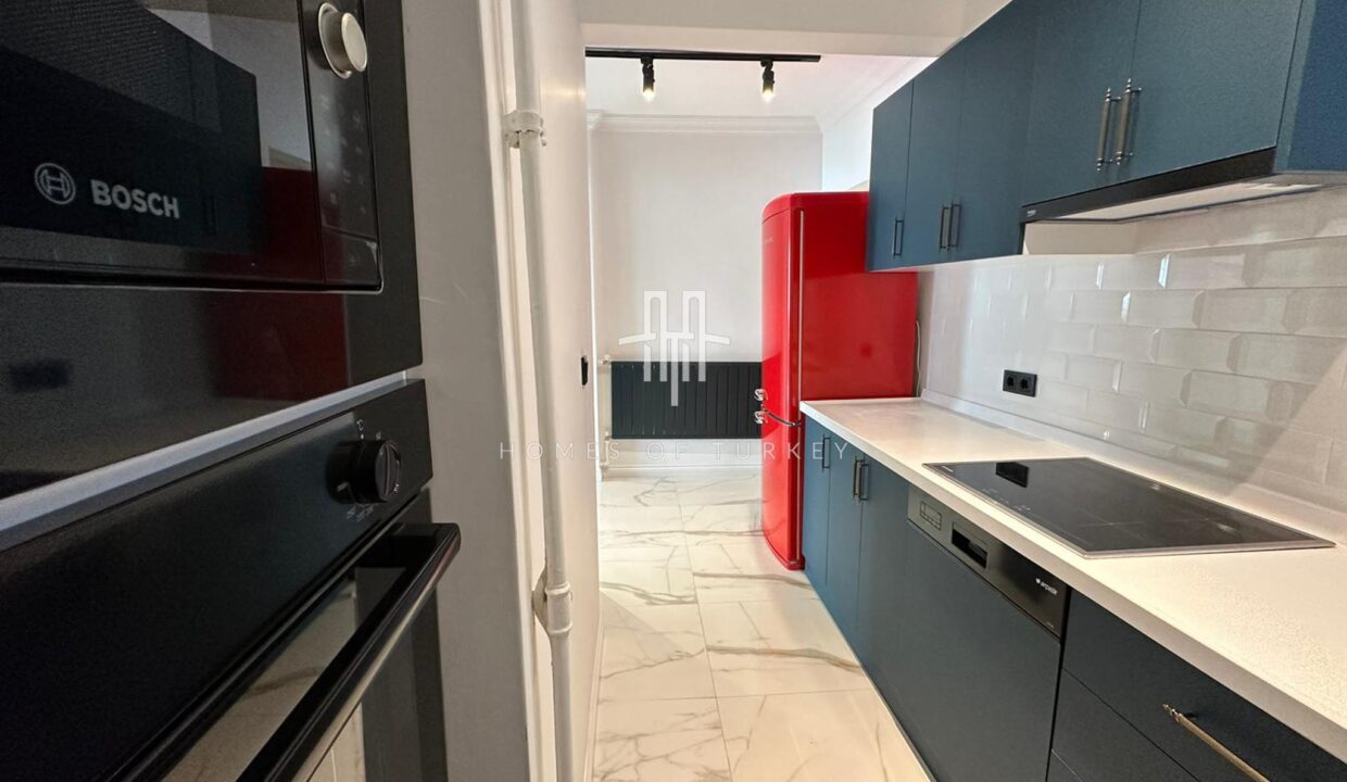 3+1 Flat For Sale In The Center Of Istanbul, Fully Furnished And With Balcony- 8