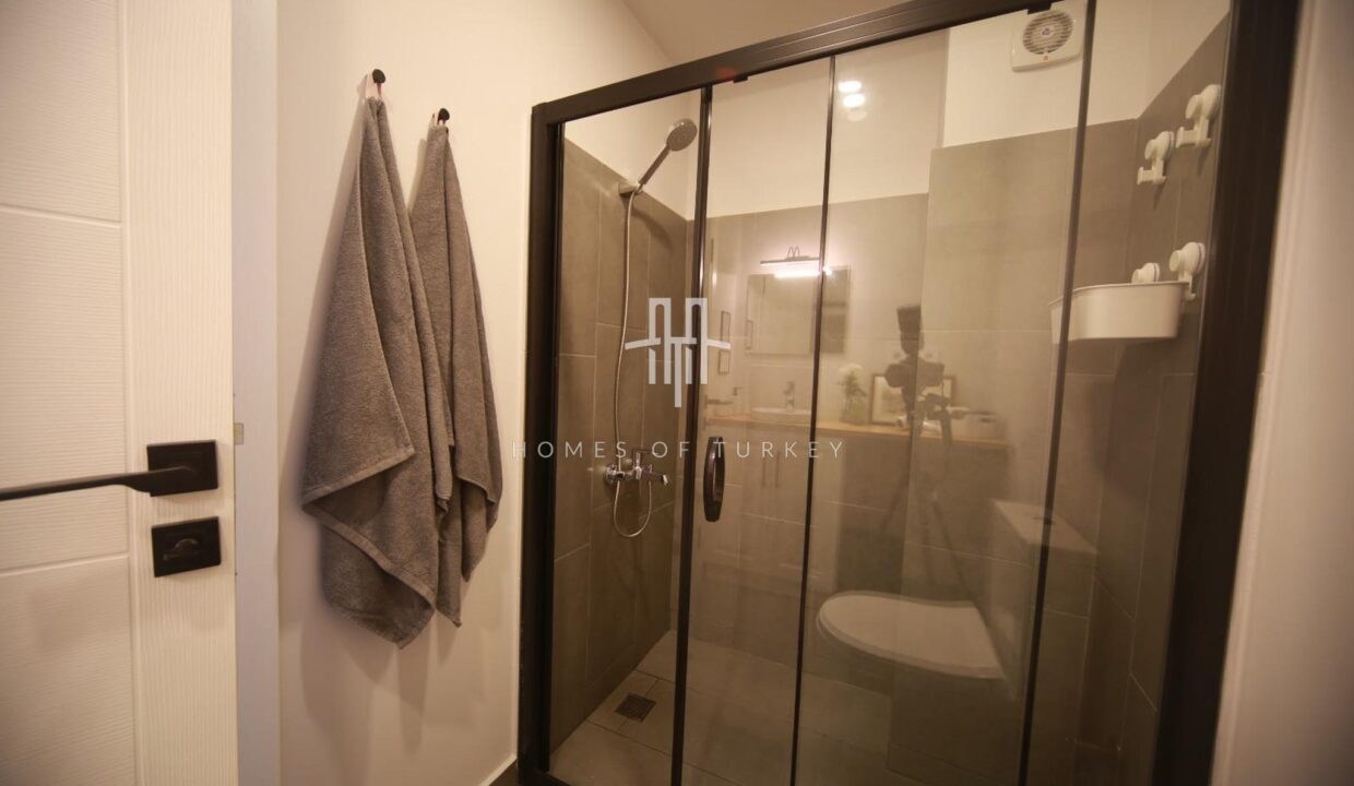 A Furnished Studio Apartment For Sale In The Most Prestigious Location 0f Istanbul Offering Investment Opportunity- 7