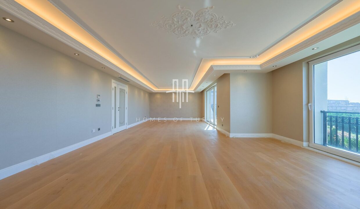 Comfortable and Prestigious Ultra Luxury Villa for Sale in Istanbul Buyukcekmece- 12