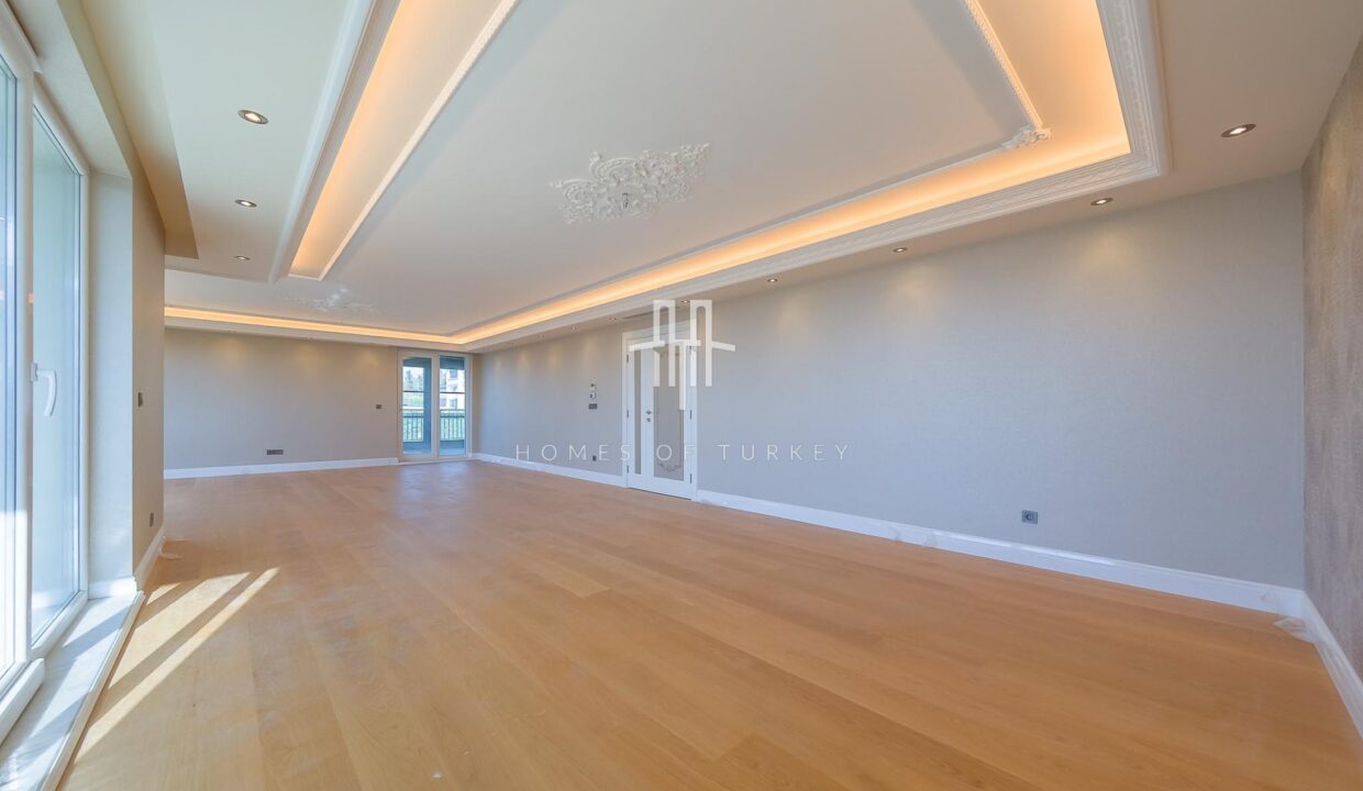Comfortable and Prestigious Ultra Luxury Villa for Sale in Istanbul Buyukcekmece- 16