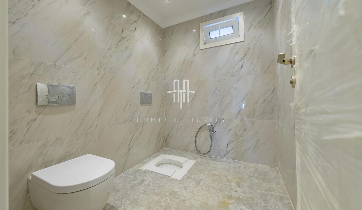 Comfortable and Prestigious Ultra Luxury Villa for Sale in Istanbul Buyukcekmece- 17