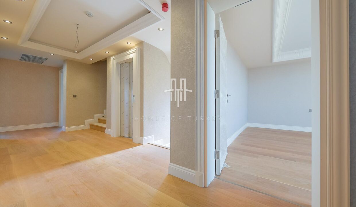 Comfortable and Prestigious Ultra Luxury Villa for Sale in Istanbul Buyukcekmece- 23