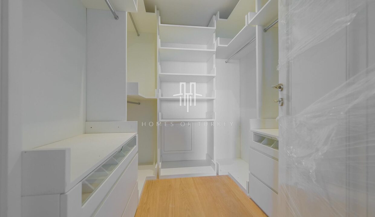 Comfortable and Prestigious Ultra Luxury Villa for Sale in Istanbul Buyukcekmece- 30