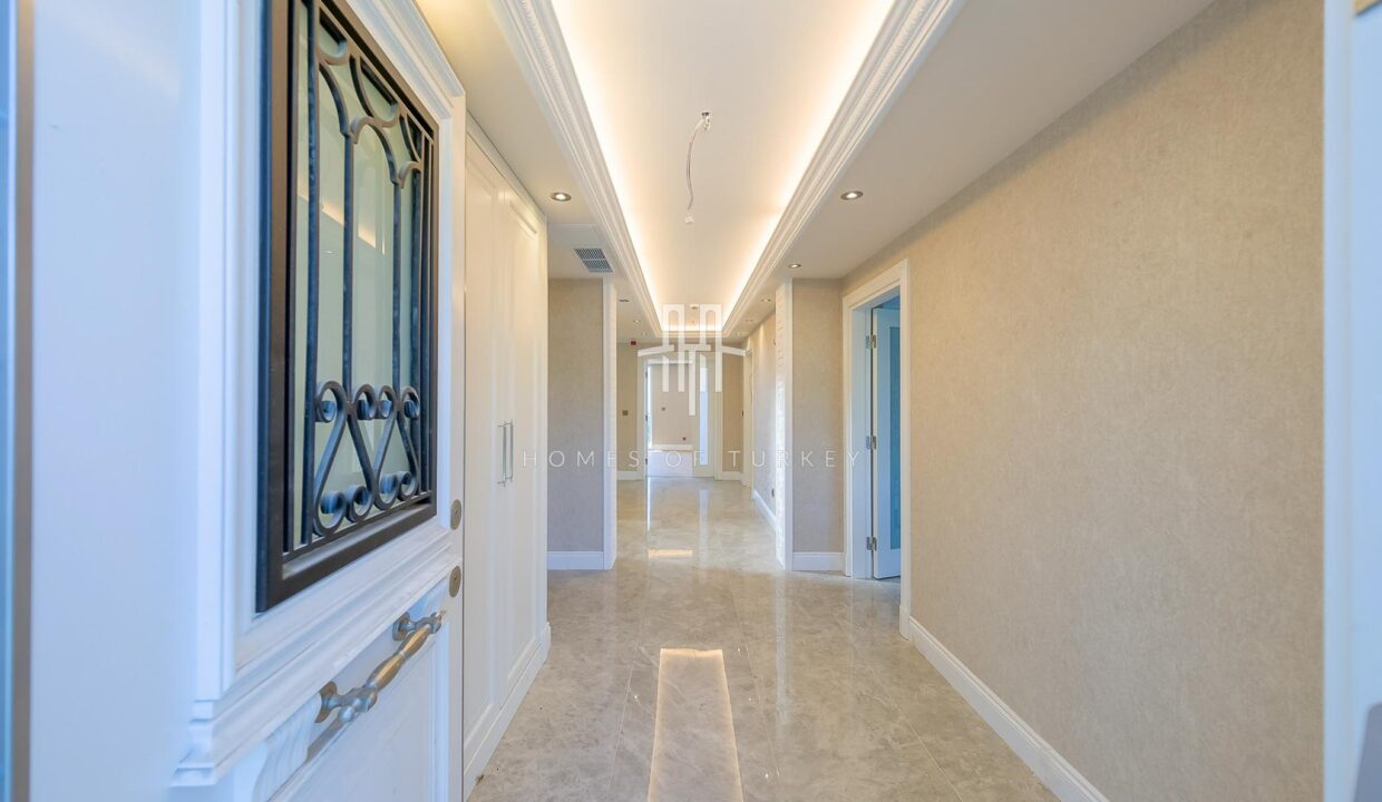 Comfortable and Prestigious Ultra Luxury Villa for Sale in Istanbul Buyukcekmece- 4,