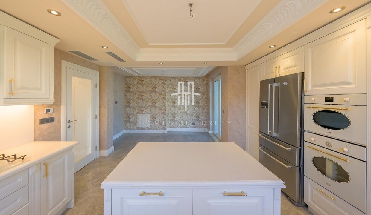 Comfortable and Prestigious Ultra Luxury Villa for Sale in Istanbul Buyukcekmece- 6