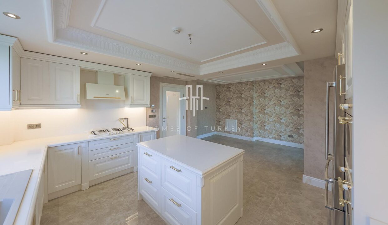 Comfortable and Prestigious Ultra Luxury Villa for Sale in Istanbul Buyukcekmece- 7