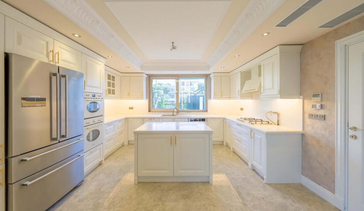 Comfortable and Prestigious Ultra Luxury Villa for Sale in Istanbul Buyukcekmece- 8
