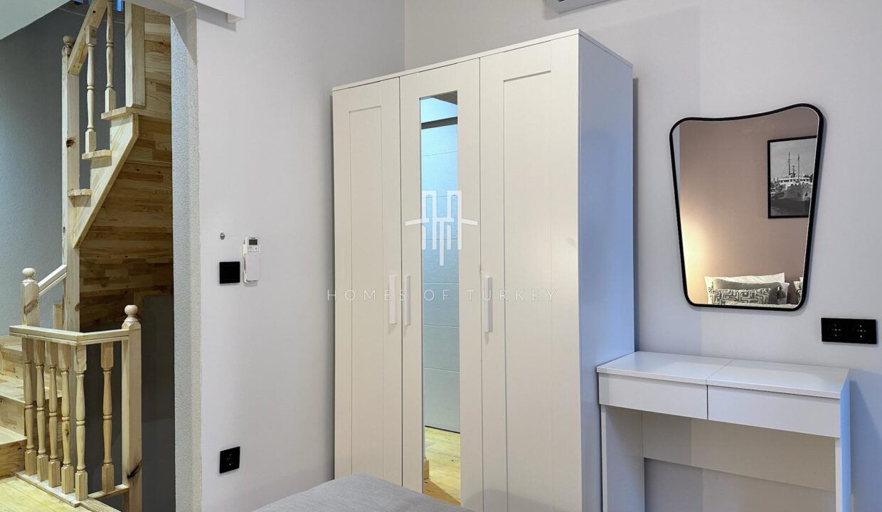 Detached Building For Sale In Şişli, In The Heart Of Istanbul, With A Tourism Certificate- 22,